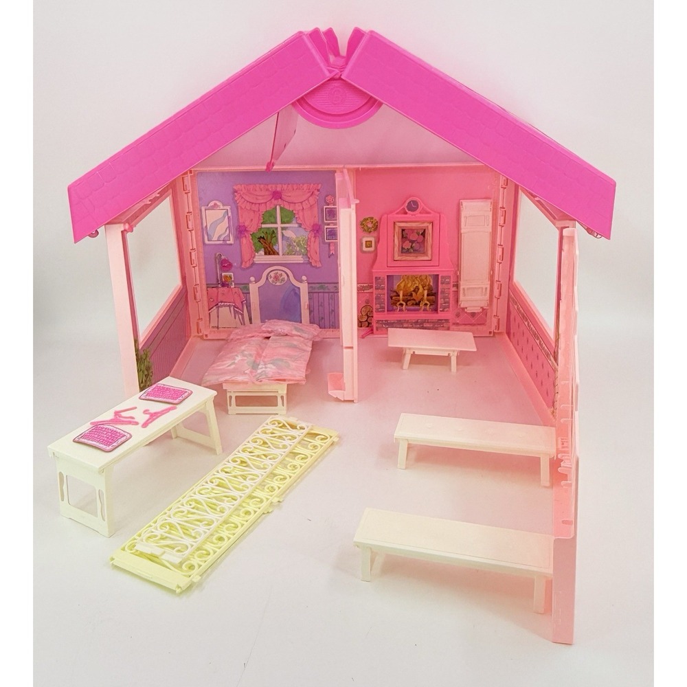 Barbie "Fold 'N Fun House" 1992 Mattel Vintage Dolls Girls Doll House INCOMPLETE